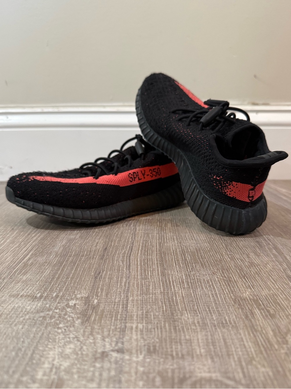 Authentic Adidas Yeezy Boost V2 Red